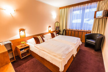 Hotel Sachticka Špania Dolina Extérieur photo